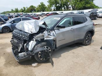  Salvage Jeep Compass