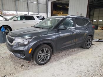  Salvage Kia Seltos