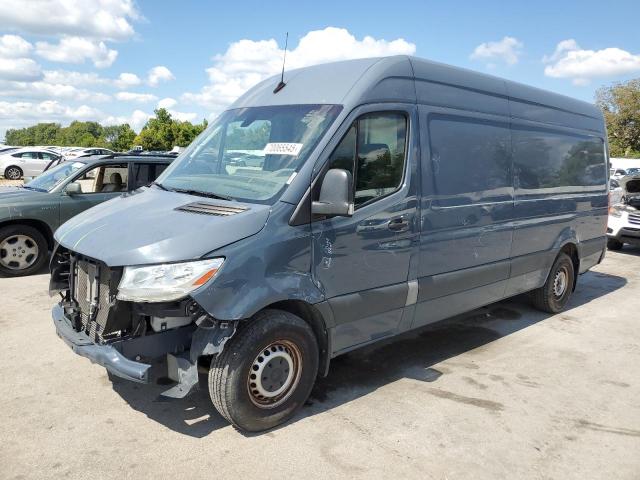  Salvage Mercedes-Benz Sprinter