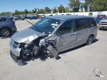  Salvage Dodge Caravan