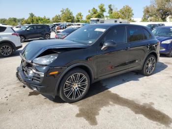  Salvage Porsche Cayenne