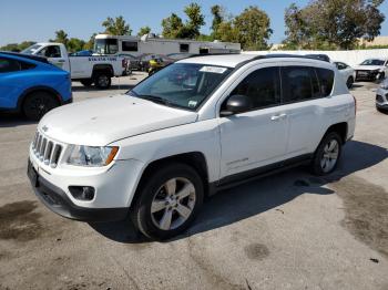  Salvage Jeep Compass
