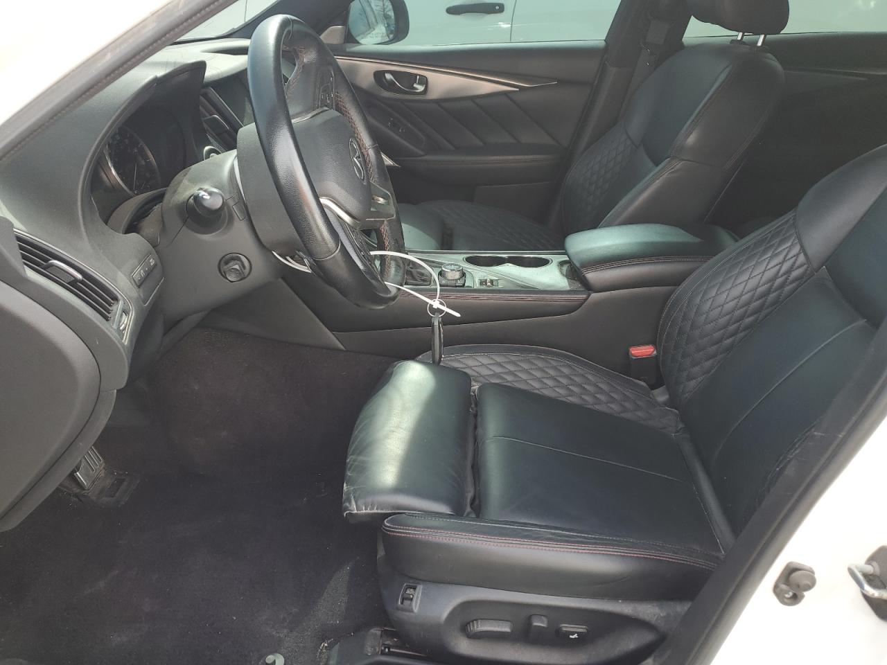 INFINITI Q50 Red Sport 400 Image 5