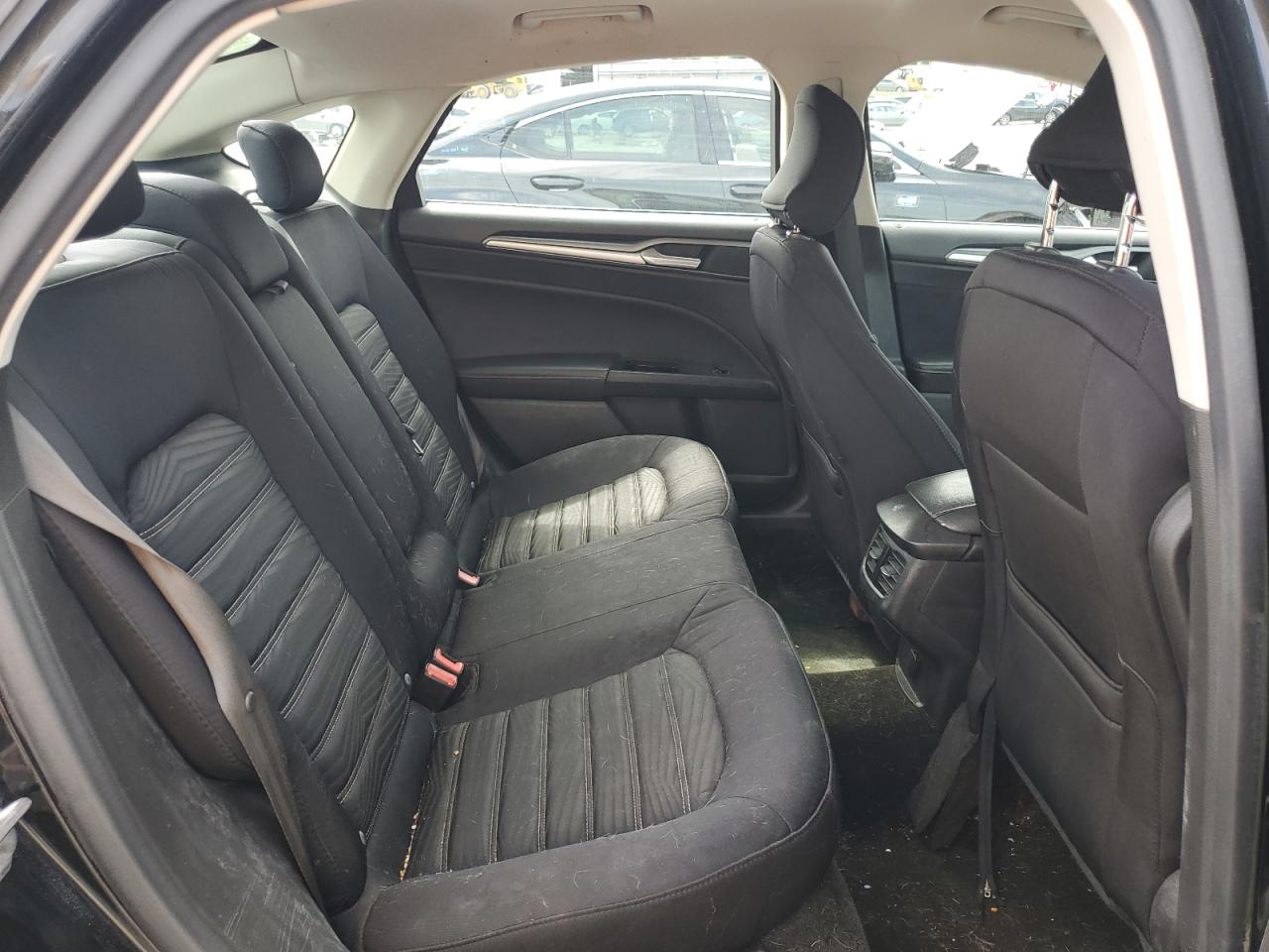 Ford Fusion Se Image 7