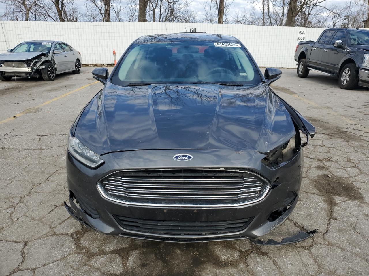 Ford Fusion Se Image 12