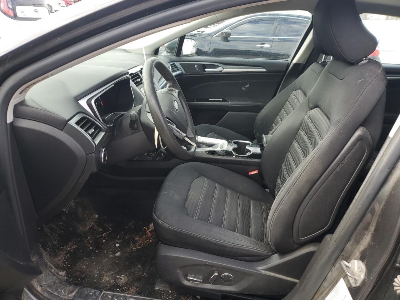 Ford Fusion Se Image 6