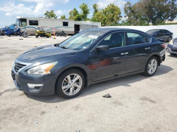  Salvage Nissan Altima