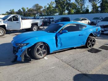  Salvage Ford Mustang