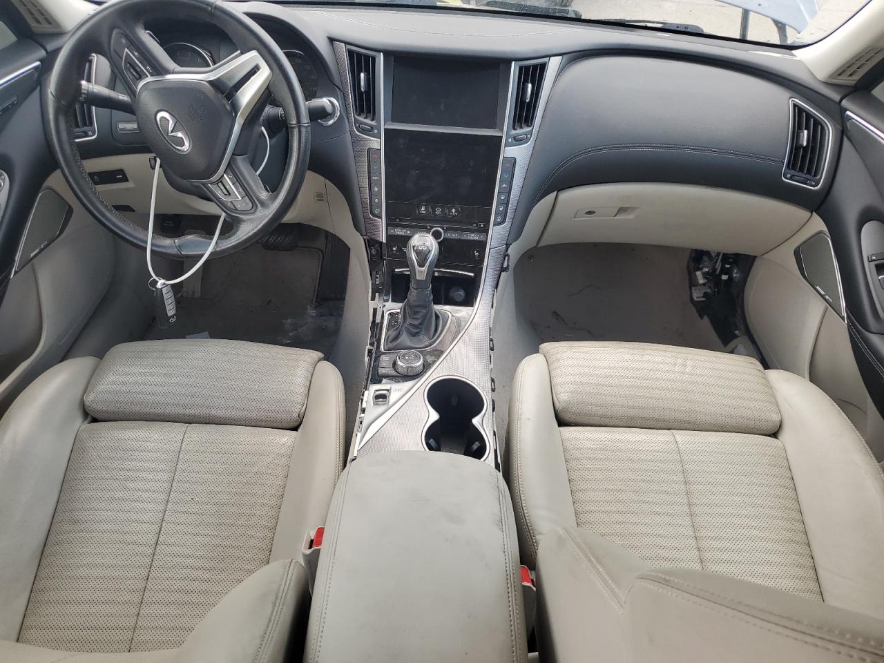 INFINITI Q50 Luxe Image 11