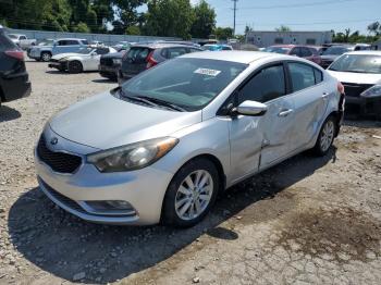  Salvage Kia Forte