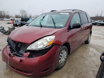  Salvage Toyota Sienna