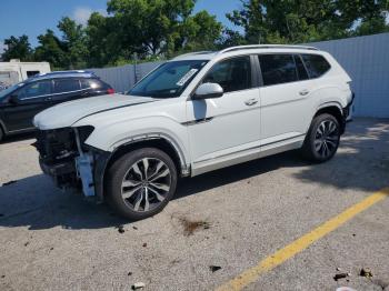  Salvage Volkswagen Atlas