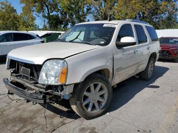  Salvage GMC Yukon