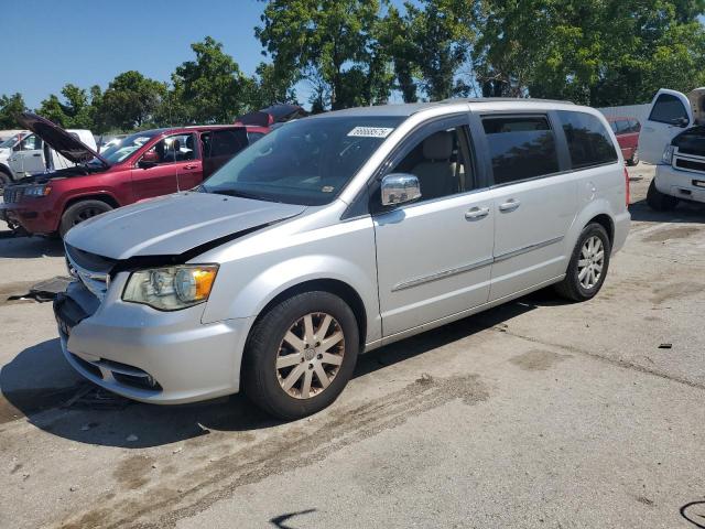  Salvage Chrysler Minivan