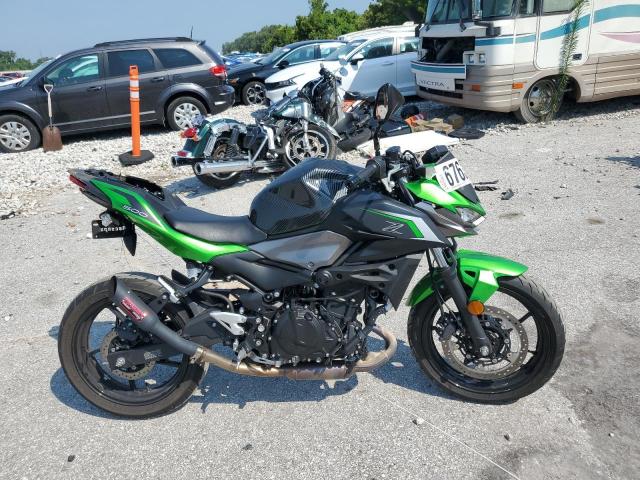  Salvage Kawasaki Er500