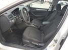 Volkswagen Passat S Image 8