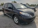 Toyota Sienna Le Image 3