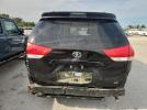 Toyota Sienna Le Image 8