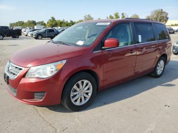 Salvage Volkswagen Routan