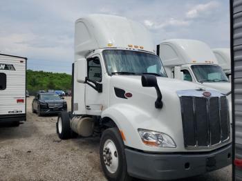  Salvage Peterbilt Tractor 579