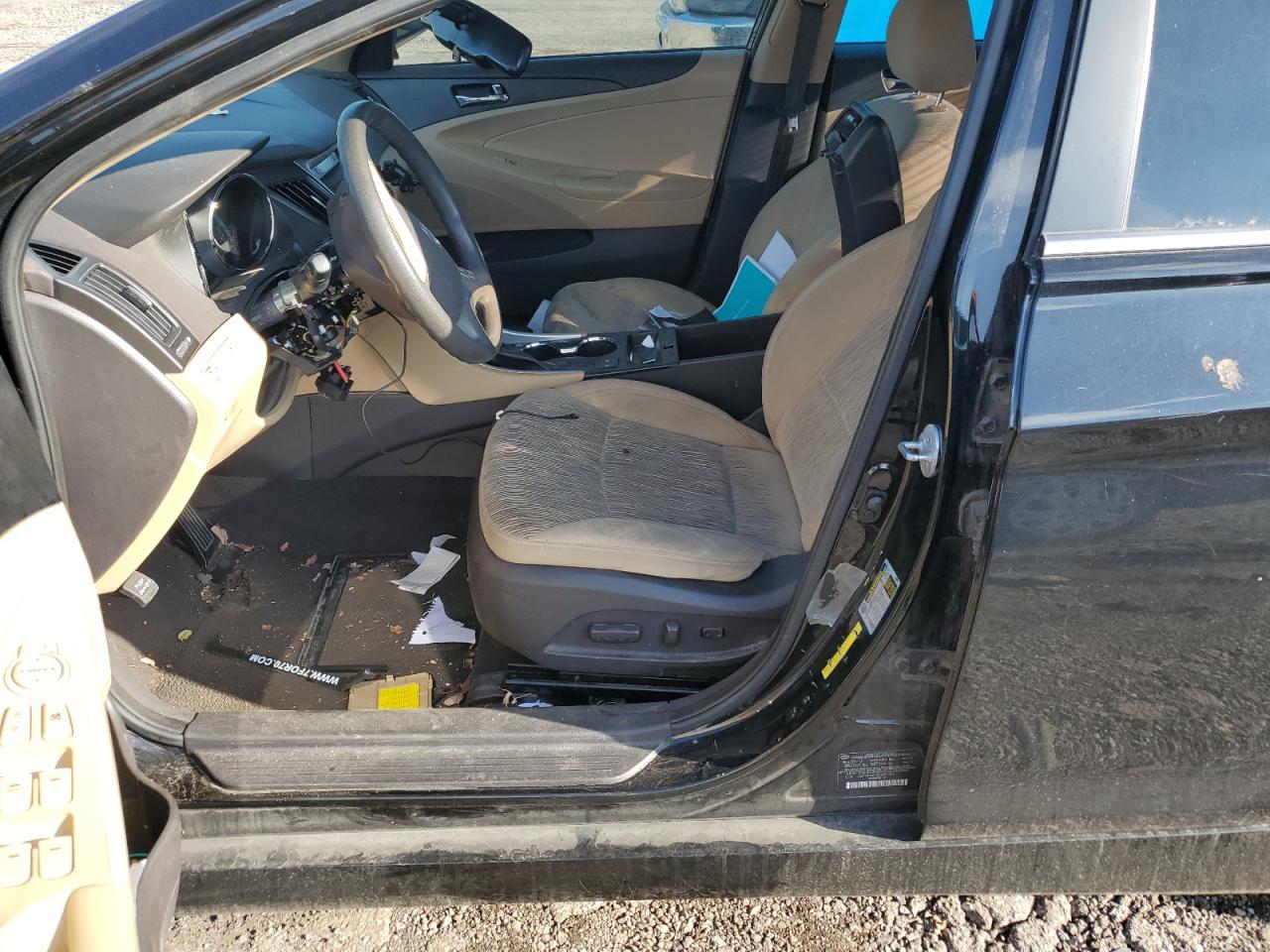 Hyundai SONATA Gls Image 11