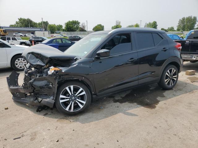  Salvage Nissan Kicks