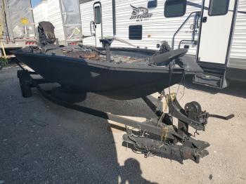  Salvage Tracker Boat