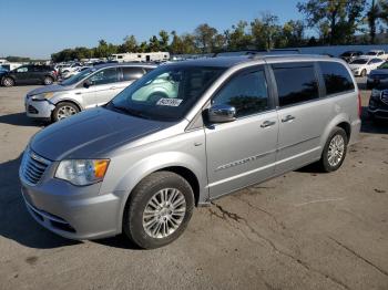  Salvage Chrysler Minivan