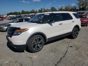  Salvage Ford Explorer