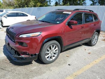  Salvage Jeep Grand Cherokee