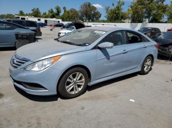  Salvage Hyundai SONATA
