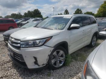  Salvage Toyota Highlander