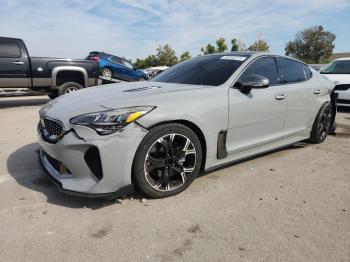  Salvage Kia Stinger