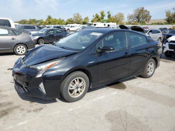  Salvage Toyota Prius