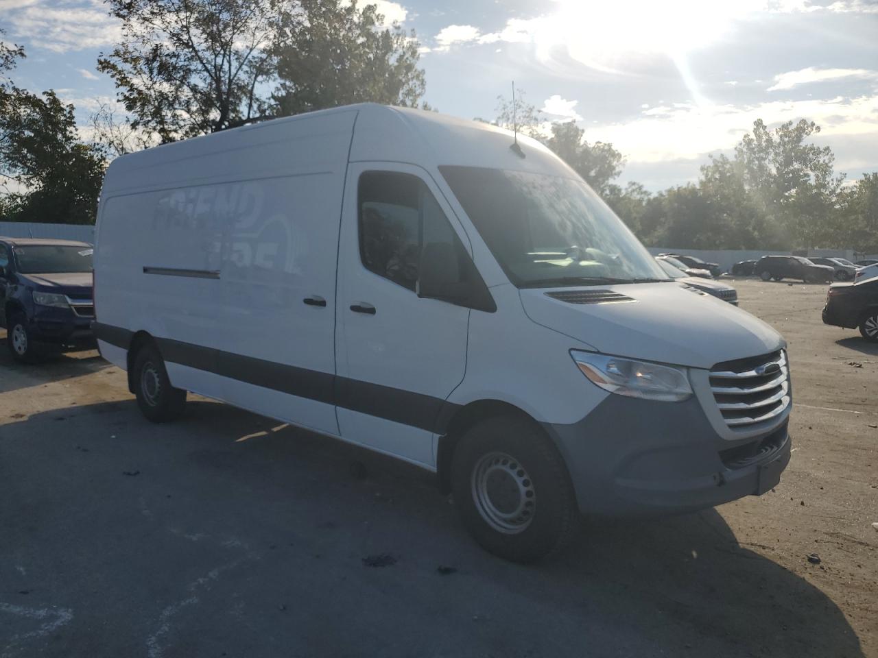 Freightliner Sprinter 2500 Image 10