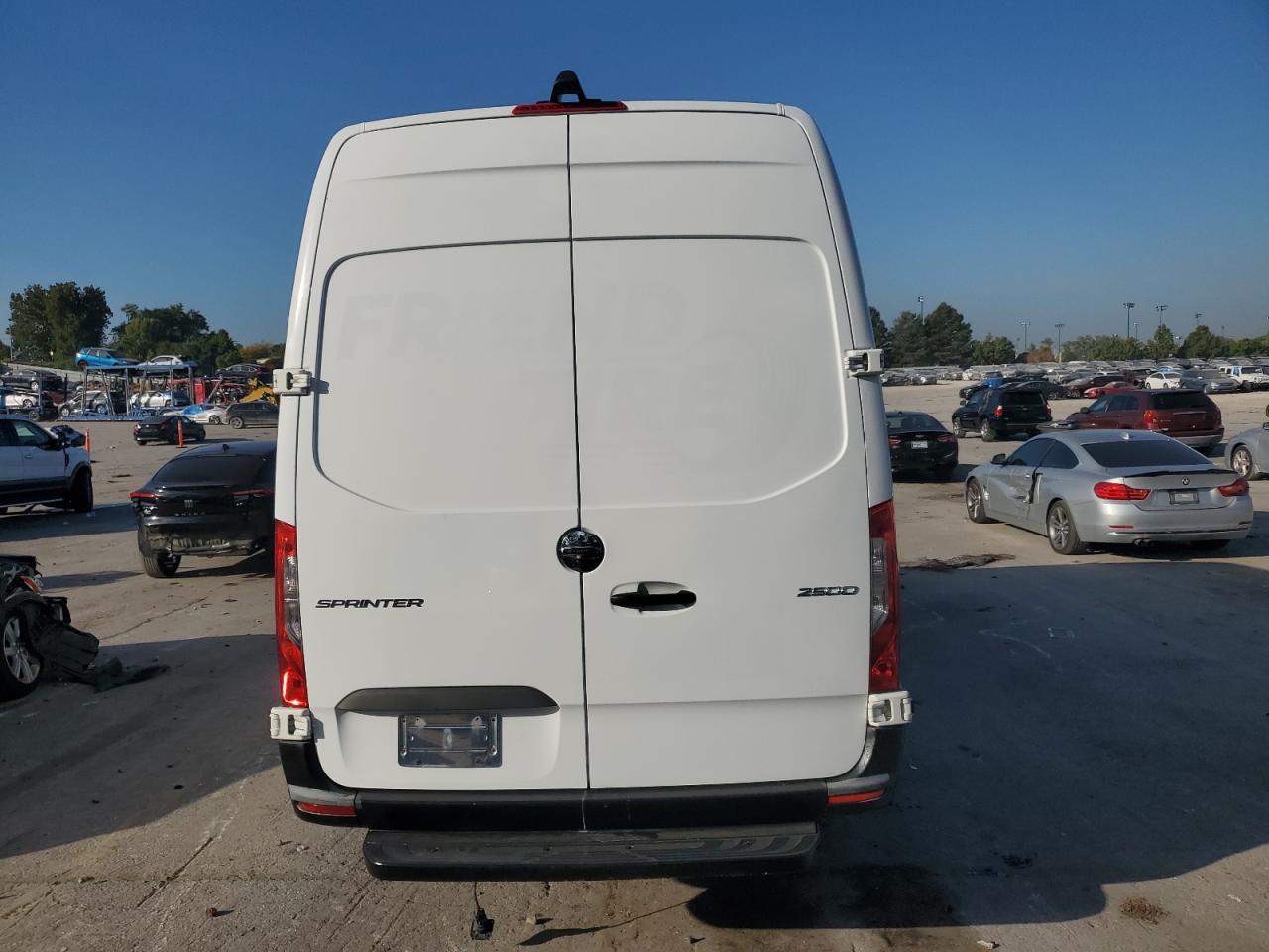 Freightliner Sprinter 2500 Image 4