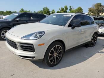  Salvage Porsche Cayenne