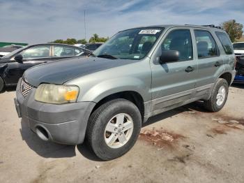  Salvage Ford Escape