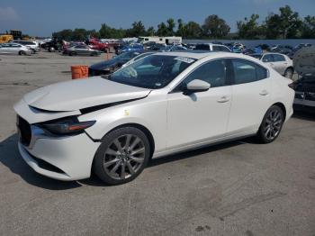  Salvage Mazda 3
