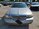 Lincoln Towncar Signature Image 3
