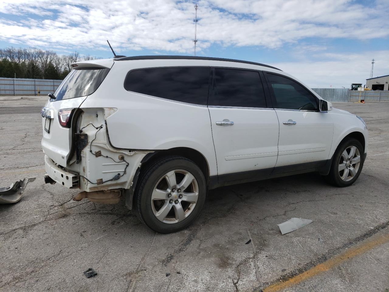 Chevrolet Traverse Lt Image 2
