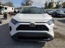 Toyota RAV4 Le Image 4