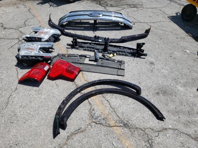 Ford F-150 Supercrew Image 13