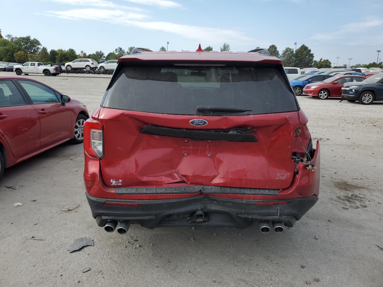 Ford Explorer St Image 6