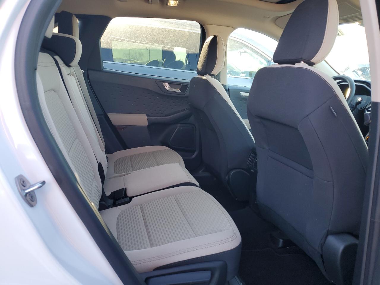 Ford Escape Se Image 3