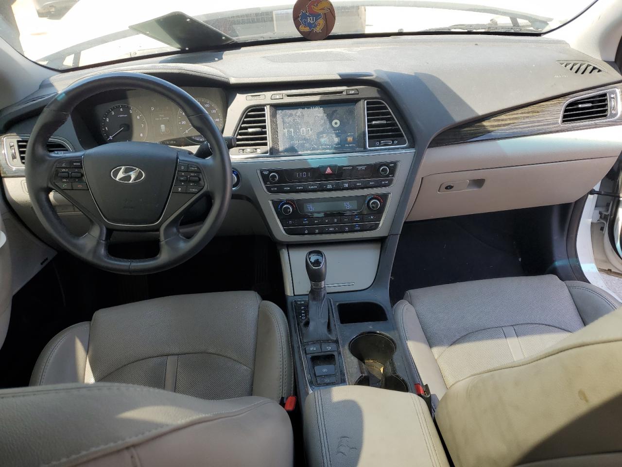 Hyundai SONATA Sport Image 3