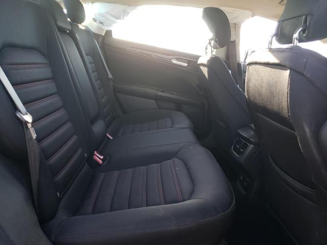 Ford Fusion Se Hybrid Image 4