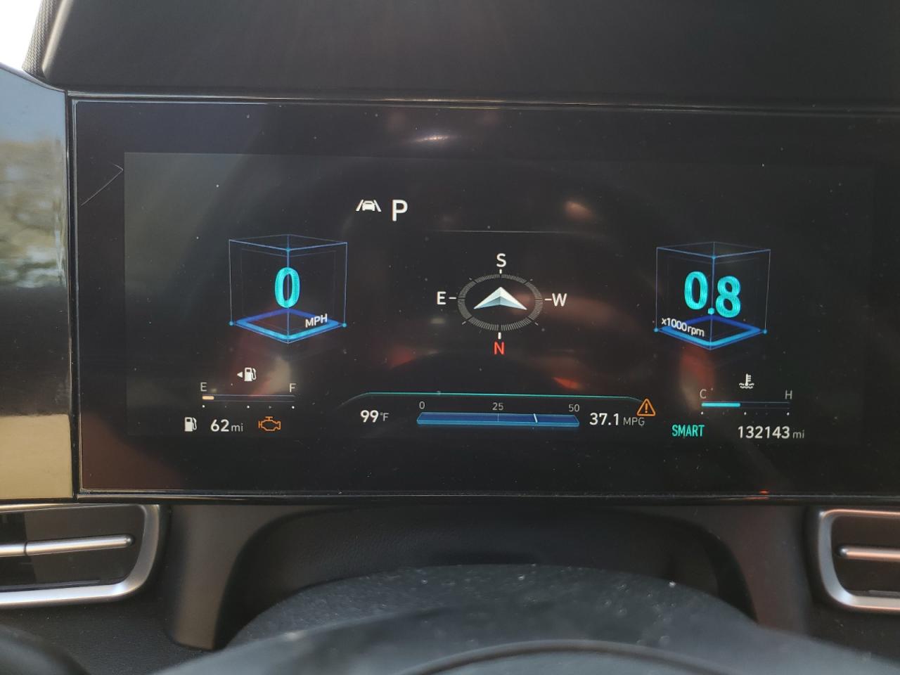 Hyundai ELANTRA Limited Image 7