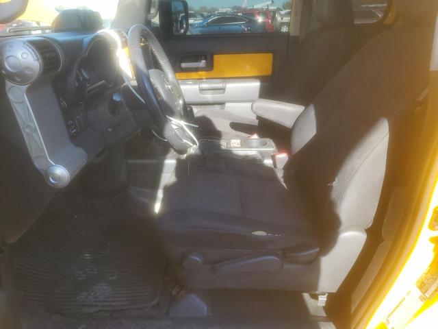 Toyota FJ Cruiser Image 9