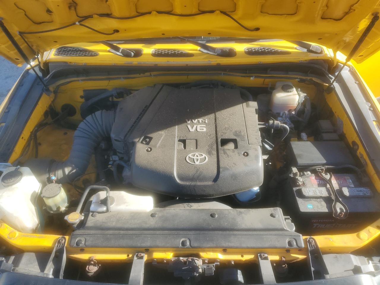 Toyota FJ Cruiser Image 13